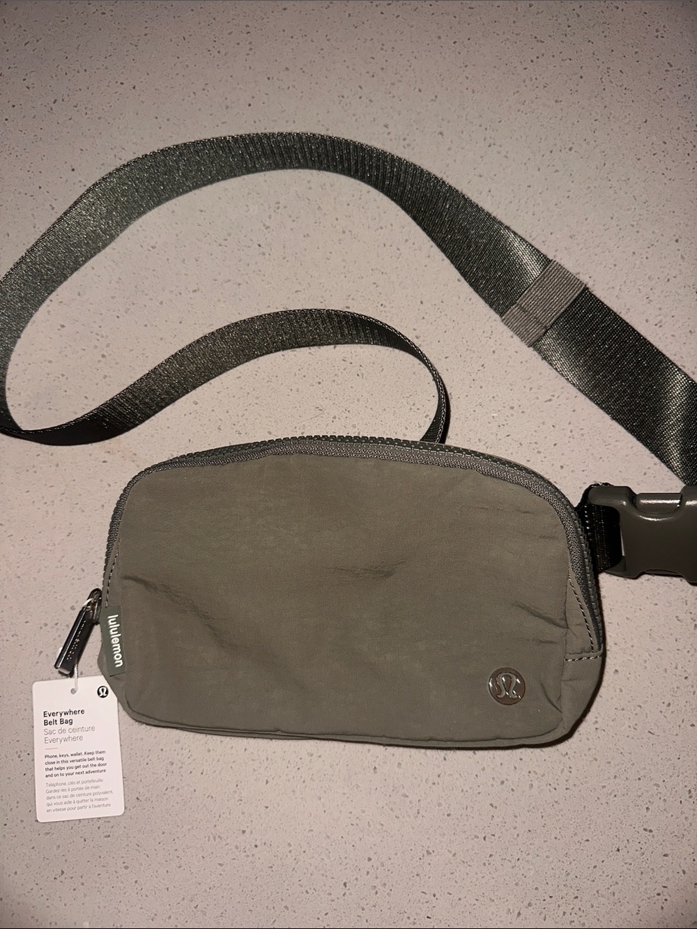 lululemon athletica Compact Belt Bag in Green Sage
